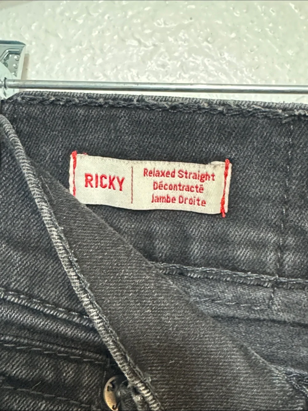 True Religion Jeans Ricky 29 Men's Black Straight-Leg Distressed & Stains
